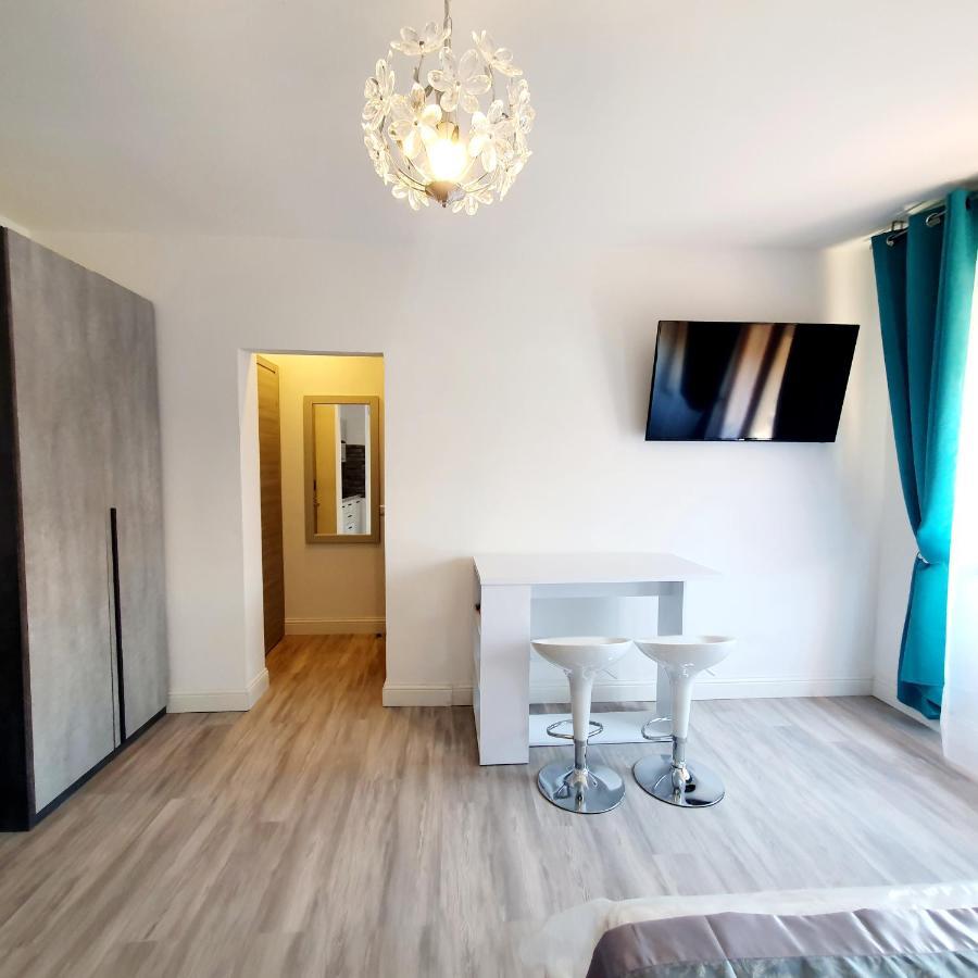 Villa Volta 3 Policlinico Монсеррато Экстерьер фото