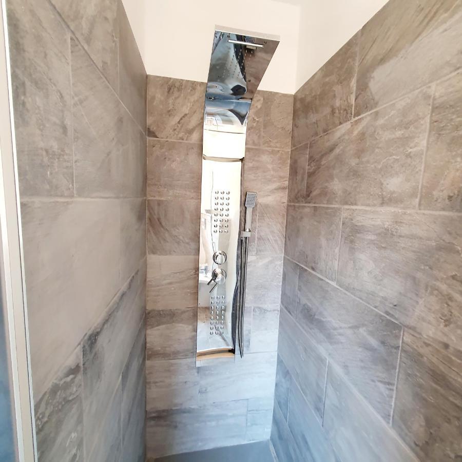 Villa Volta 3 Policlinico Монсеррато Экстерьер фото
